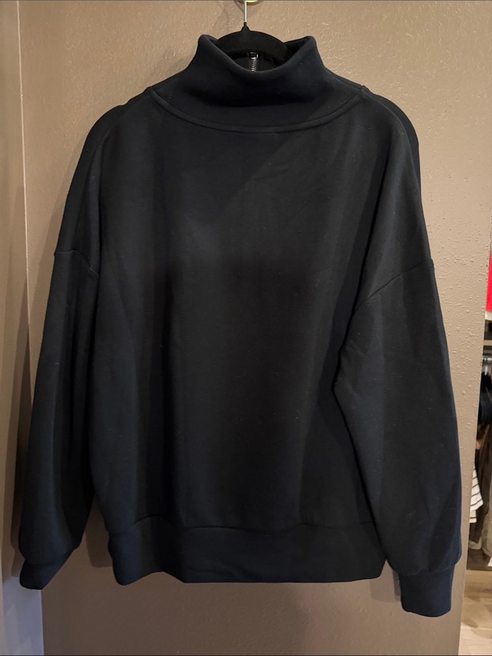 Varley Hawley Half-Zip Sweatshirt - Picture 5 of 9